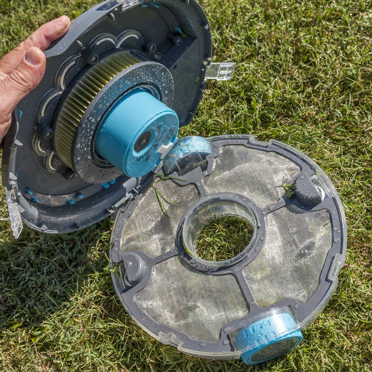Robot aspirateur de piscine Gre Wet Runner Plus RBR75 - 6